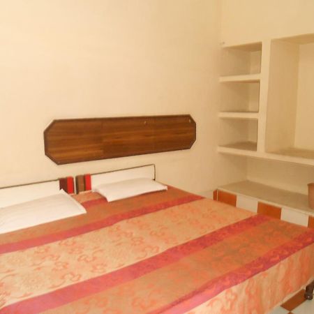 Gaurav Guest House マトゥラー エクステリア 写真