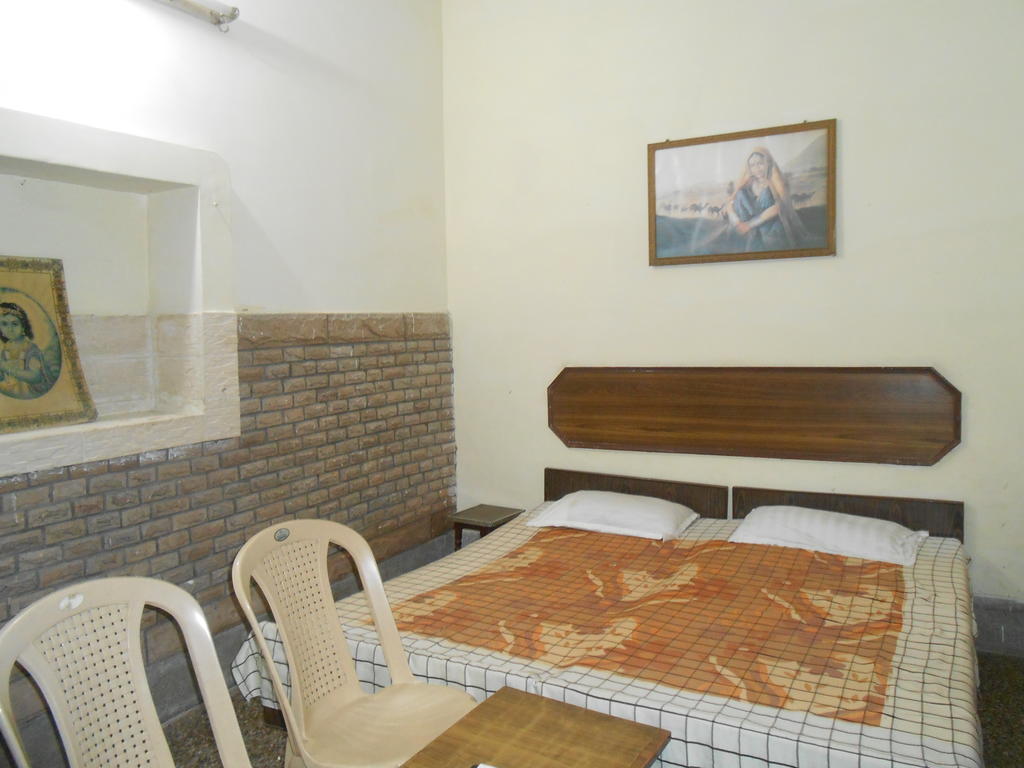 Gaurav Guest House マトゥラー 部屋 写真